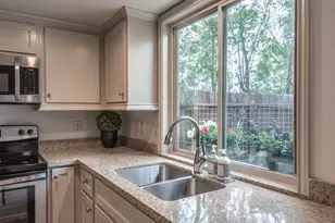 14703 Barryknoll Ln, Houston, TX 77079 - Photo 18