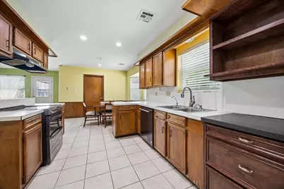 1714 Ashford Hollow Lane, Houston, TX 77077 - Photo 10
