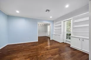 1714 Ashford Hollow Ln, Houston, TX 77077 - Photo 4