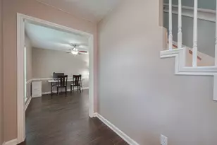 11406 Inwood Dr, Houston, TX 77077 - Photo 6