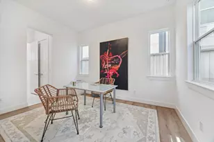 10923 Brookeshire Chase Ln, Houston, TX 77043 - Photo 8