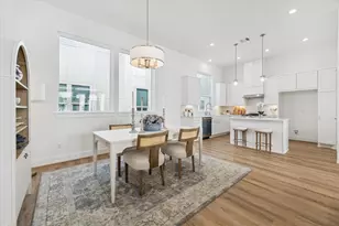 10923 Brookeshire Chase Ln, Houston, TX 77043 - Photo 2