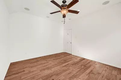 2767 Broadway Street, Dickinson, TX 77539 - Photo 14