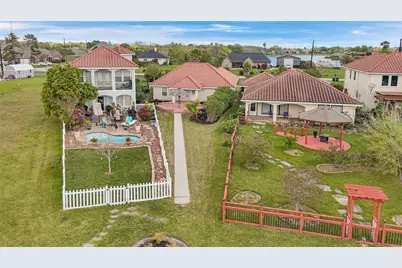 2767 Broadway Street, Dickinson, TX 77539 - Photo 20