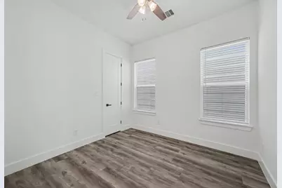 5734 White Magnolia Street, Houston, TX 77091 - Photo 20