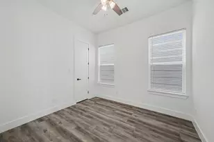 5734 White Magnolia St., Houston, TX 77091 - Photo 20
