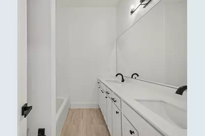 5734 White Magnolia Street, Houston, TX 77091 - Photo 20