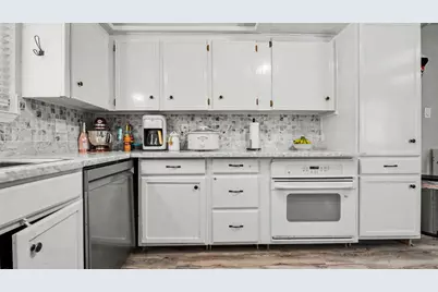 9907 Pinehurst Street, Baytown, TX 77521 - Photo 14