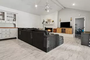 9907 Pinehurst St, Baytown, TX 77521 - Photo 4