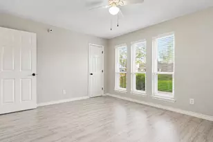 9907 Pinehurst St, Baytown, TX 77521 - Photo 30