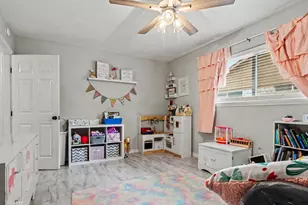 9907 Pinehurst St, Baytown, TX 77521 - Photo 14