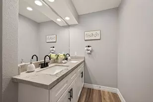5422 Valerie St, Bellaire, TX 77401 - Photo 28