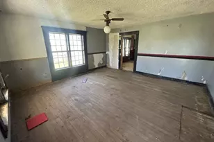 235 Co Rd 1407, Jacksonville, TX 75766 - Photo 4