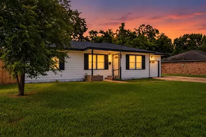 310 Nasturtium Street, Lake Jackson, TX 77566 - Photo 1