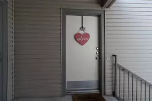 9707 Richmond Ave, Houston, TX 77042 - Photo 2