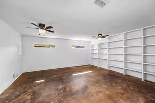 835 Clubside Dr, East Bernard, TX 77435 - Photo 14