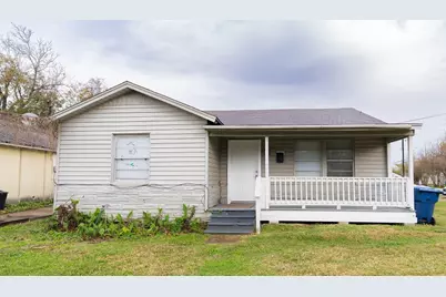 202 25th St N, Texas City, TX 77590 - Photo 1