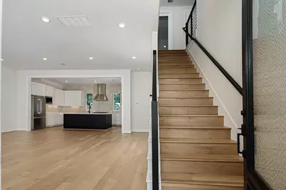 34 Honeycomb Ridge Place, The Woodlands, TX 77380 - Photo 4
