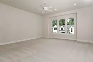 34 Honeycomb Rdg Pl, The Woodlands, TX 77380 - Photo 16