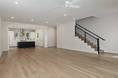 34 Honeycomb Ridge Place, The Woodlands, TX 77380 - Photo 6