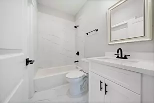 603 Link Rd, Houston, TX 77009 - Photo 10