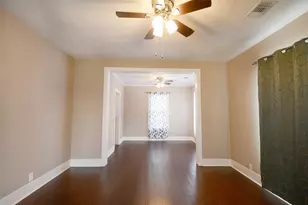 407 N Chappell Hill St, Brenham, TX 77833 - Photo 8