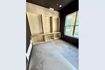 1002 E 6th 1/2 Street, Houston, TX 77009 - Photo 12