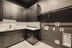 1002 E 6th 1/2 St, Houston, TX 77009 - Photo 42
