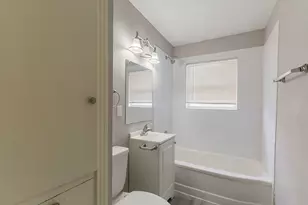 5009 Bataan Rd, Houston, TX 77033 - Photo 14