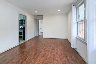 2306 Addison Rd, Houston, TX 77030 - Photo 12