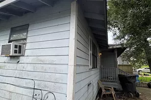 6610 Carver Rd, Houston, TX 77091 - Photo 2
