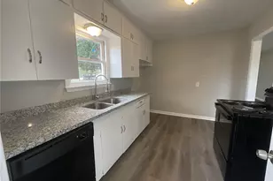 302 S 5th St, La Porte, TX 77571 - Photo 20