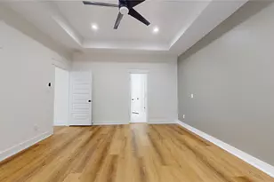 111 S Carroll St, La Porte, TX 77571 - Photo 12