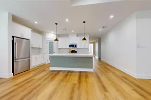 111 S Carroll St, La Porte, TX 77571 - Photo 4