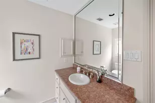 1235 Wynden Oaks Garden Dr, Houston, TX 77056 - Photo 36