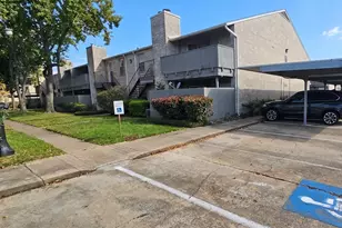9700 Leawood Blvd, Houston, TX 77099 - Photo 2