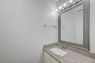 3963 Tanglewilde St, Houston, TX 77063 - Photo 16