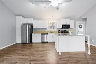 140 Meadowview Dr, Trinity, TX 75862 - Photo 6