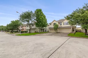 8710 Thistlemoor Ln, Houston, TX 77044 - Photo 2