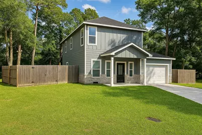 2 Mace Street, Conroe, TX 77303 - Photo 1