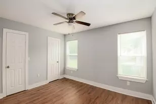 7815 Jester St, Houston, TX 77051 - Photo 16