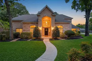 2 Wellington Ln, Conroe, TX 77304 - Photo 1