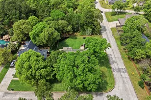 2 Wellington Ln, Conroe, TX 77304 - Photo 32