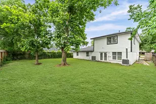 10402 Wicklowe St, Houston, TX 77016 - Photo 24