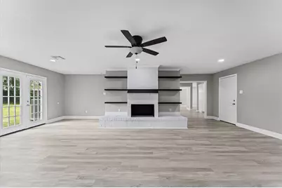 10402 Wicklowe Street, Houston, TX 77016 - Photo 12