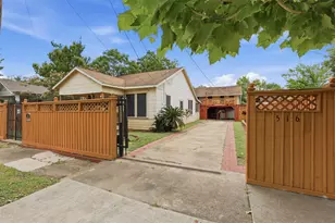 516 Everton St, Houston, TX 77003 - Photo 1