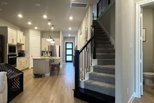 8409 Soaring Sky Ln, Houston, TX 77063 - Photo 12