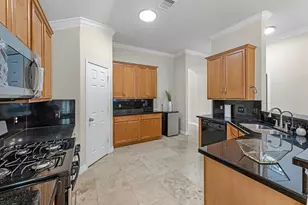 24919 Oconee Dr, Tomball, TX 77375 - Photo 10