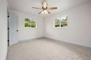 4903 Mayflower St, Houston, TX 77033 - Photo 24