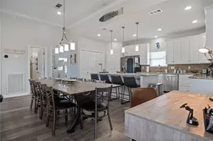 956 Biscayne, Crystal Beach, TX 77650 - Photo 2